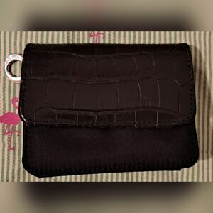 Vintage Barbara Bolan Black Croc Embossed Leather Compact Casual Wallet Billfold